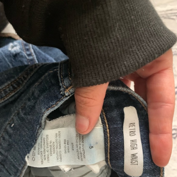 Dark Wash High Waisted Denim Shorts - Picture 4 of 4